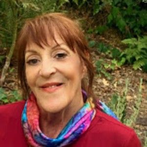 Meet your Posher, Liz